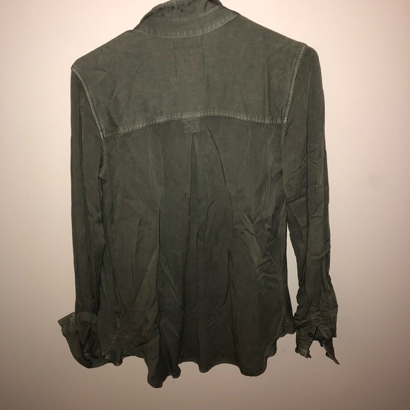 button up - Picture 2 of 2